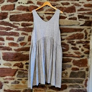Notperfectlinen volume dress